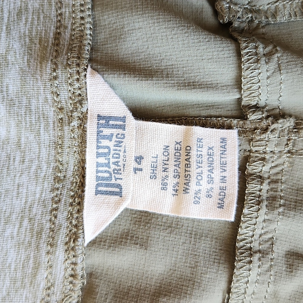 Duluth Trading Company ARMADILLO COOLING SHORTS Women's 14 - Picture 2 of 8